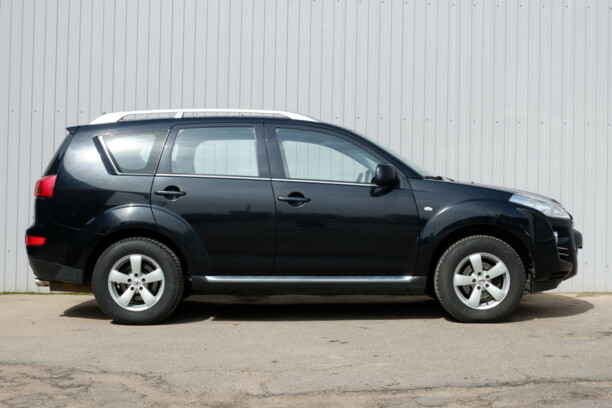 Peugeot 4007, 7 мест, 2008 г.