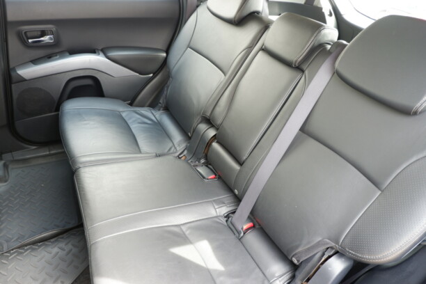 Peugeot 4007, 7 мест, 2008 г.