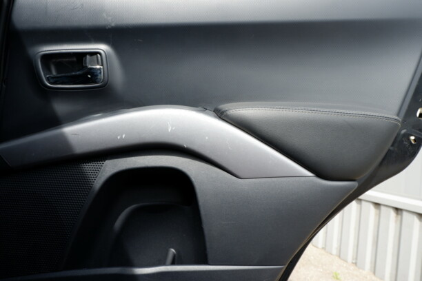 Peugeot 4007, 7 мест, 2008 г.