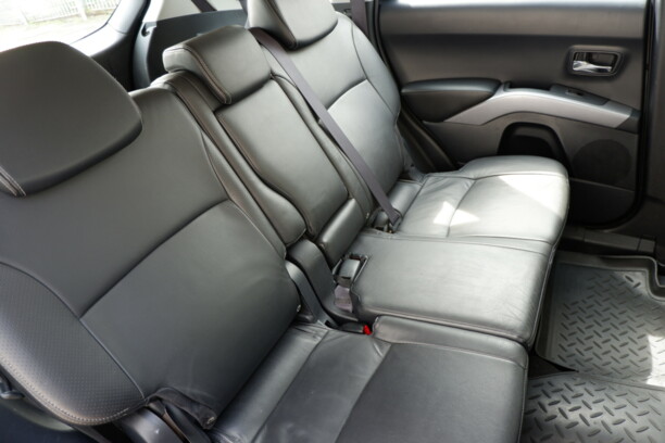 Peugeot 4007, 7 мест, 2008 г.