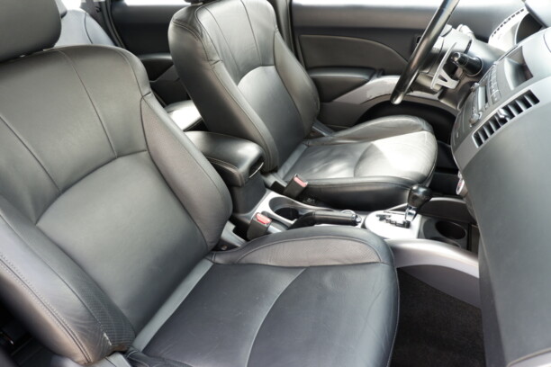 Peugeot 4007, 7 мест, 2008 г.
