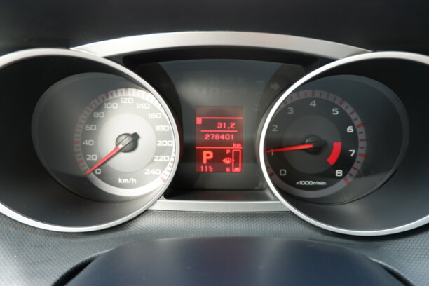 Peugeot 4007, 7 мест, 2008 г.