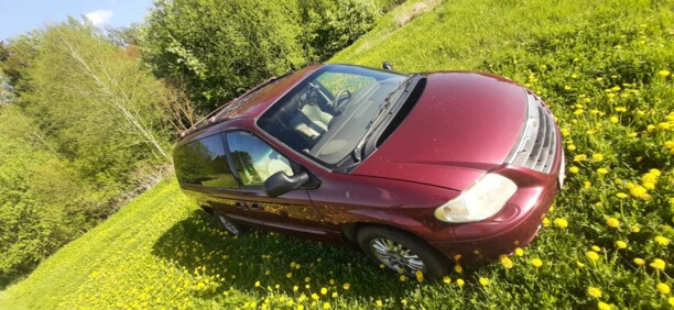Chrysler Town and Country IV, 7 мест, 2001 г.