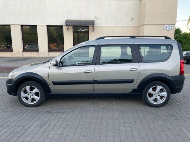 Lada (ВАЗ) Largus, 7 мест, 2016 г.