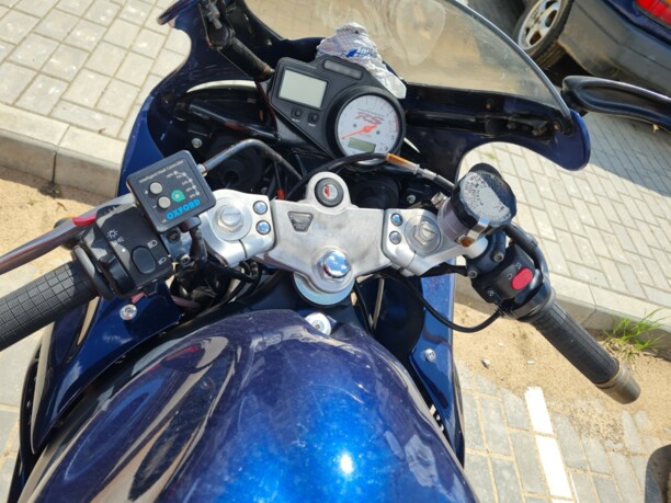 Triumph Sprint Rs, 2000 г.