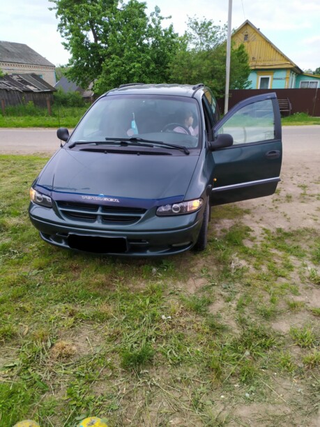 Chrysler Voyager III, 7 мест, 1999 г.