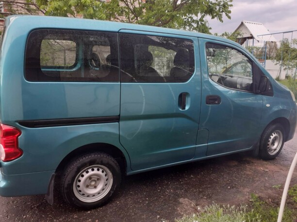 Nissan NV200, 2010 г.