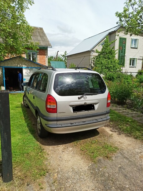Opel Zafira A, 7 мест, 2000 г.