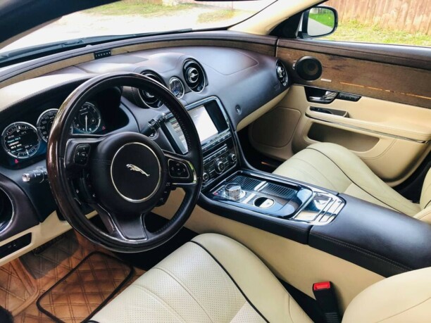 Jaguar XJ X351, 2010 г.