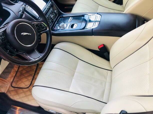 Jaguar XJ X351, 2010 г.
