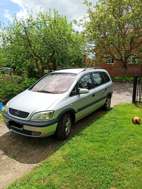 Opel Zafira A, 7 мест, 2000 г.