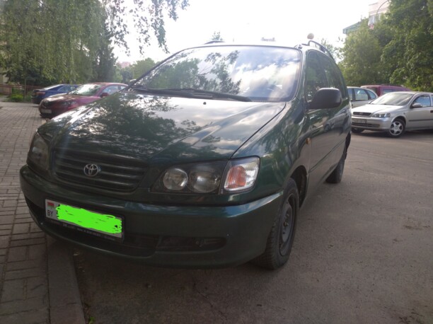Toyota Picnic, 1999 г.