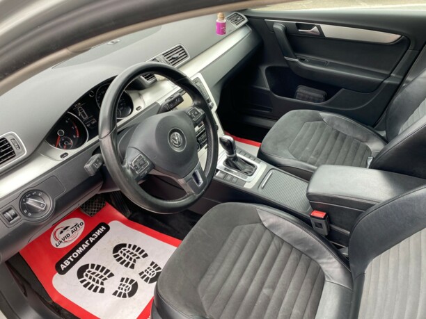 Volkswagen Passat B7, 2011 г.