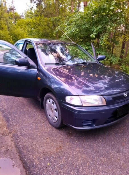Mazda 323 BJ, 1998 г.
