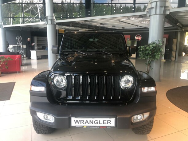 Jeep Wrangler JL, 2018 г.