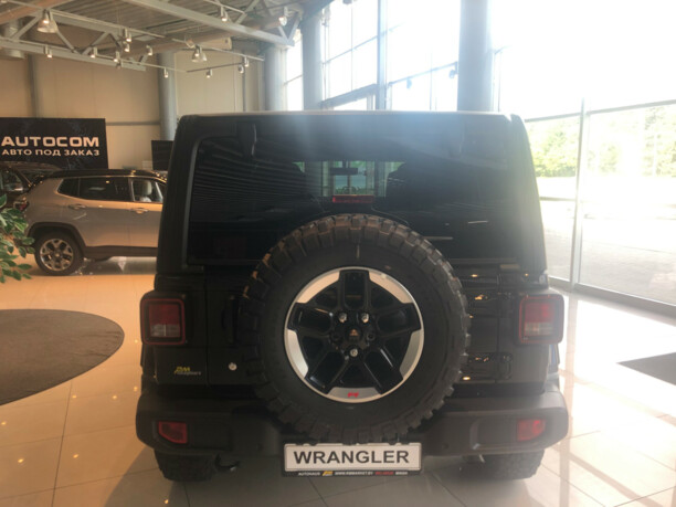 Jeep Wrangler JL, 2018 г.