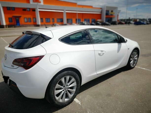 Opel Astra J, 2012 г.