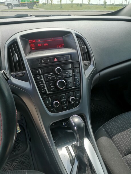 Opel Astra J, 2012 г.