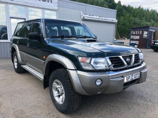 Nissan Patrol Y61, 7 мест, 2002 г.