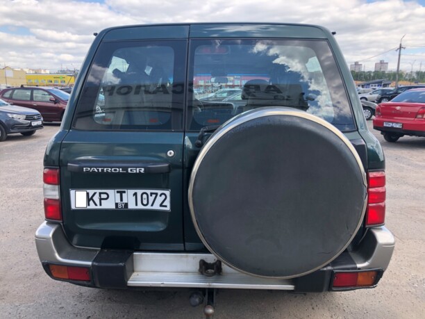 Nissan Patrol Y61, 7 мест, 2002 г.