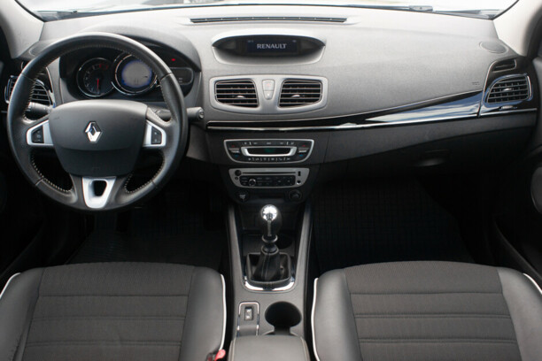 Renault Fluence I · Рестайлинг, 2013 г.