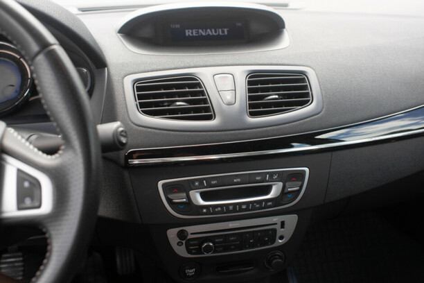 Renault Fluence I · Рестайлинг, 2013 г.