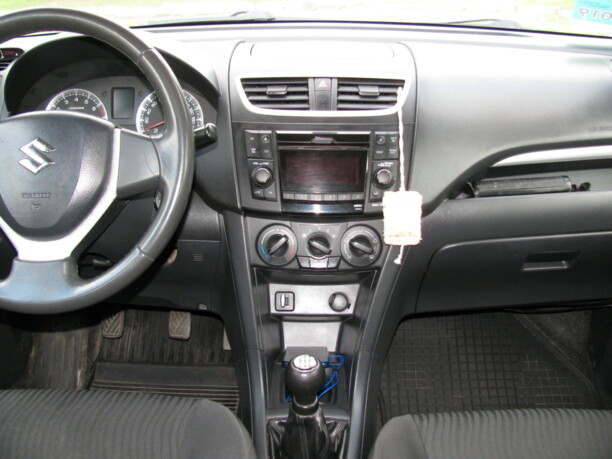 Suzuki Swift IV, 2010 г.
