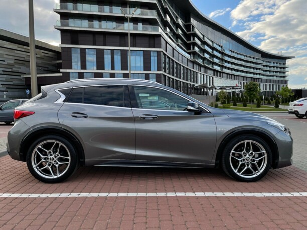 Infiniti Q30, 2016 г.