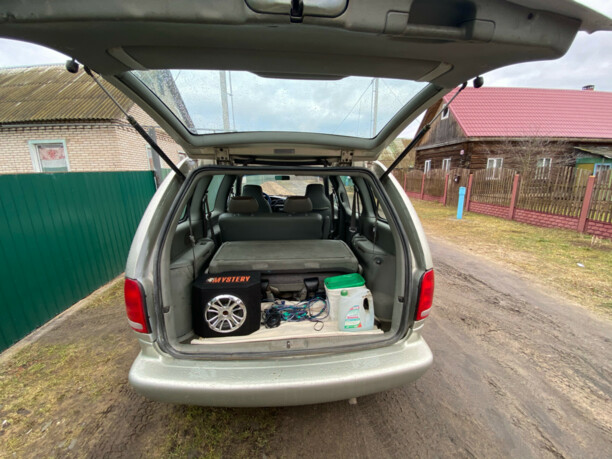 Plymouth Voyager III, 7 мест, 1999 г.