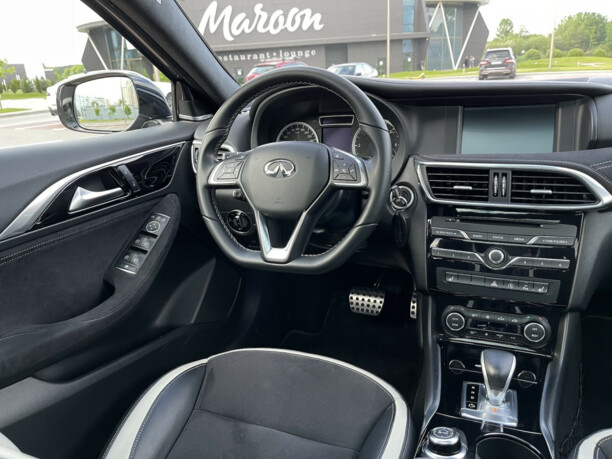 Infiniti Q30, 2016 г.