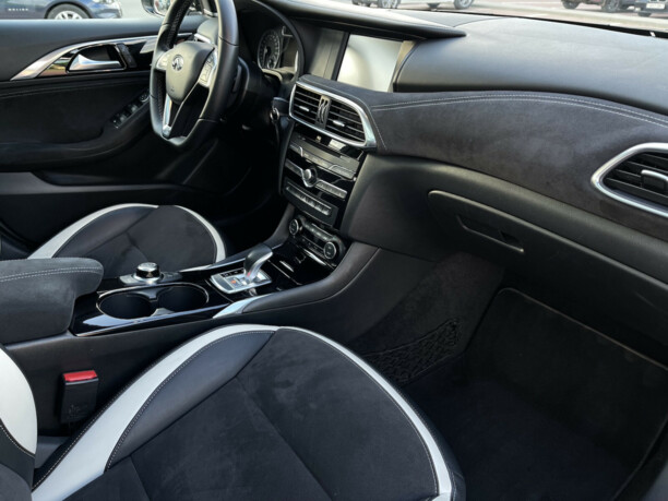 Infiniti Q30, 2016 г.
