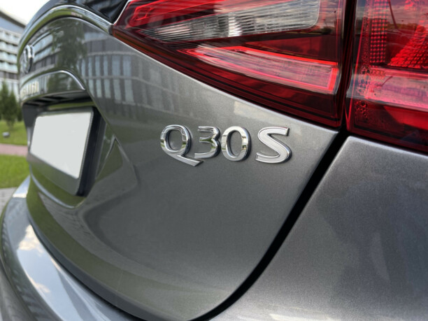 Infiniti Q30, 2016 г.