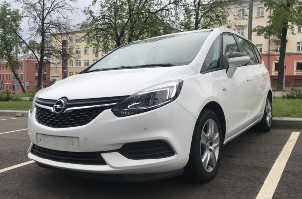 Opel Zafira C · Рестайлинг, 7 мест, 2017 г.