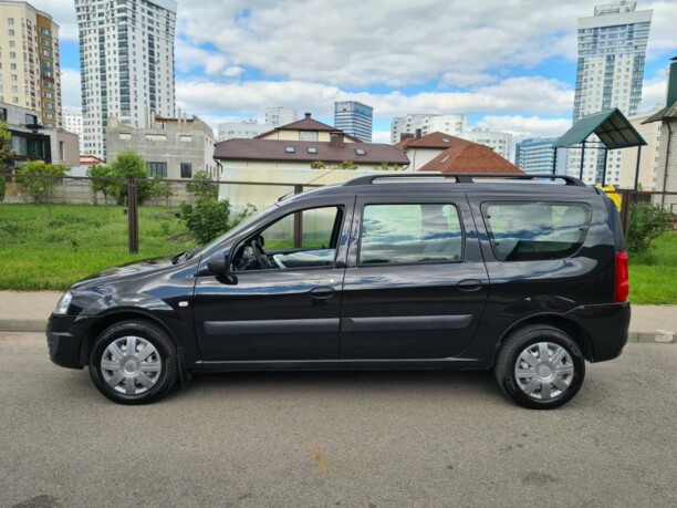 Lada (ВАЗ) Largus, 7 мест, 2018 г.