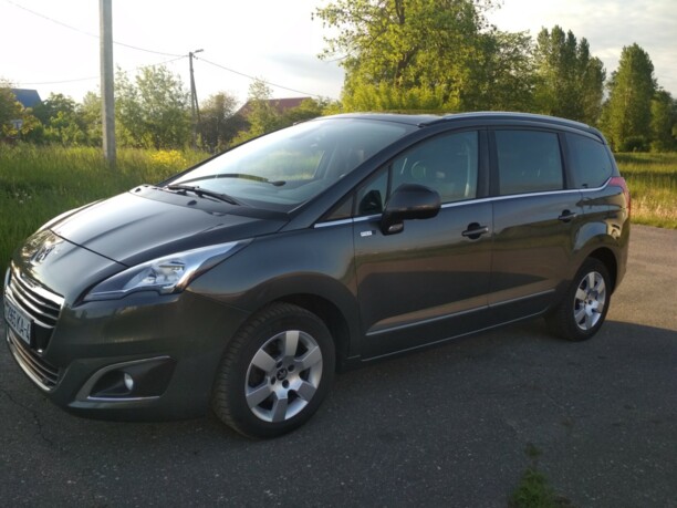 Peugeot 5008 I · Рестайлинг, 7 мест, 2016 г.