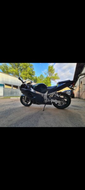 Suzuki GSX-R K1, 2001 г.