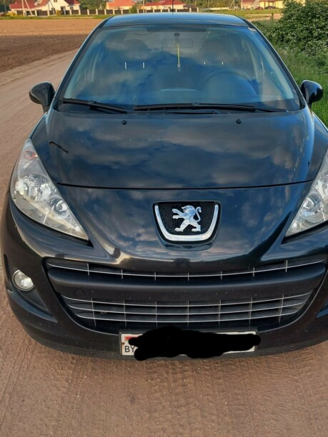 Peugeot 207 I · Рестайлинг, 2010 г.