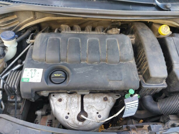 Peugeot 207 I · Рестайлинг, 2010 г.