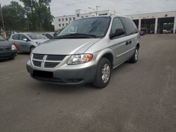 Dodge Caravan IV, 7 мест, 2005 г.