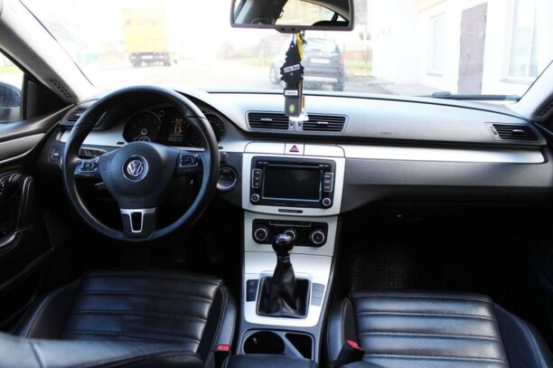 Volkswagen Passat CC I, 2010 г.