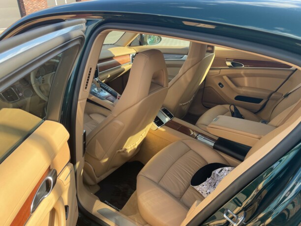 Porsche Panamera 970, 2010 г.