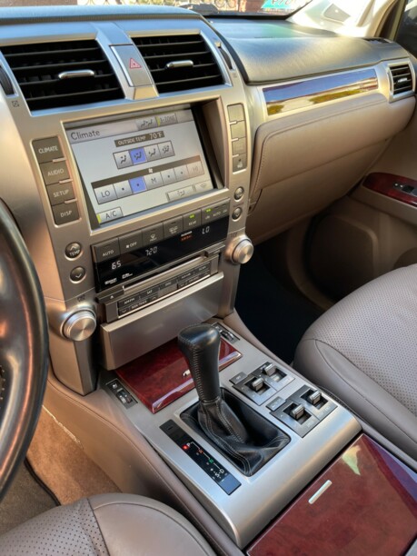 Lexus GX II, 7 мест, 2010 г.