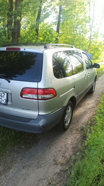 Toyota Sienna I (XL10), 7 мест, 2002 г.
