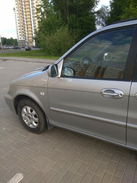 Kia Carnival I · Рестайлинг, 7 мест, 2005 г.