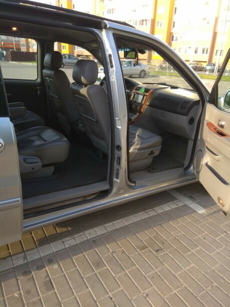 Kia Carnival I · Рестайлинг, 7 мест, 2005 г.