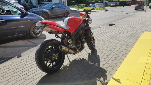 Triumph Speed Triple 1050 ANNIVERSARY 15, 2011 г.