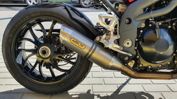 Triumph Speed Triple 1050 ANNIVERSARY 15, 2011 г.