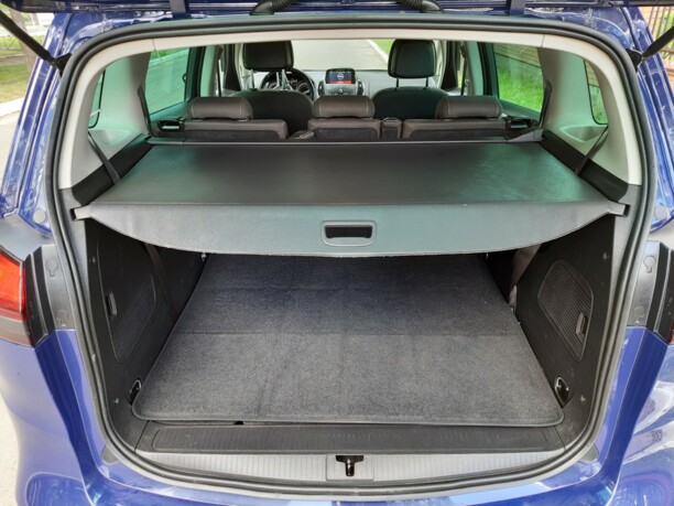Opel Zafira C, 7 мест, 2015 г.