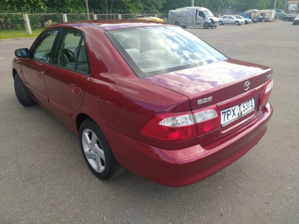 Mazda 626 GF, 2001 г.