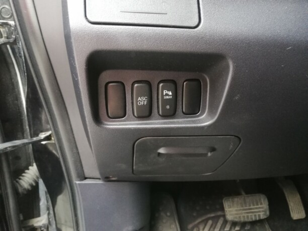 Peugeot 4007, 7 мест, 2009 г.